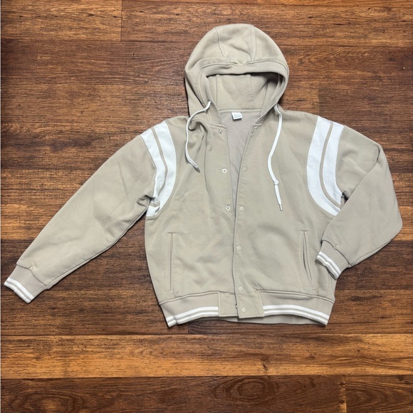 Zara Beige varsity coat - Picture 1 of 11